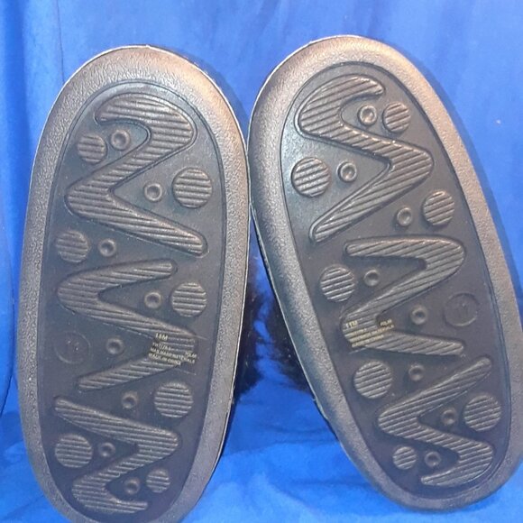 POLAR SNOW ANGEL LACE UP FUR MOON BOOTS-BLACK  ( BRAND NEW !!!) - Picture 8 of 8